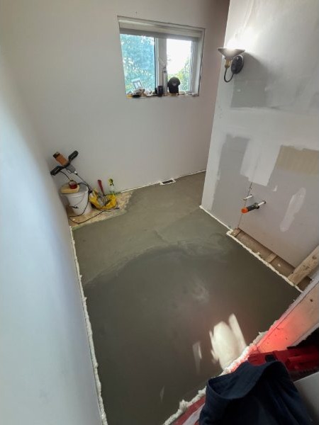 Rénovation de salle de bain contemporaine — pendant les travaux — photo 3 (Salle de bain à Gatineau)