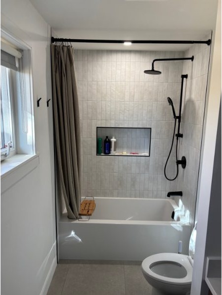 Rénovation de salle de bain contemporaine — résultat final — photo 2 (Salle de bain à Gatineau)